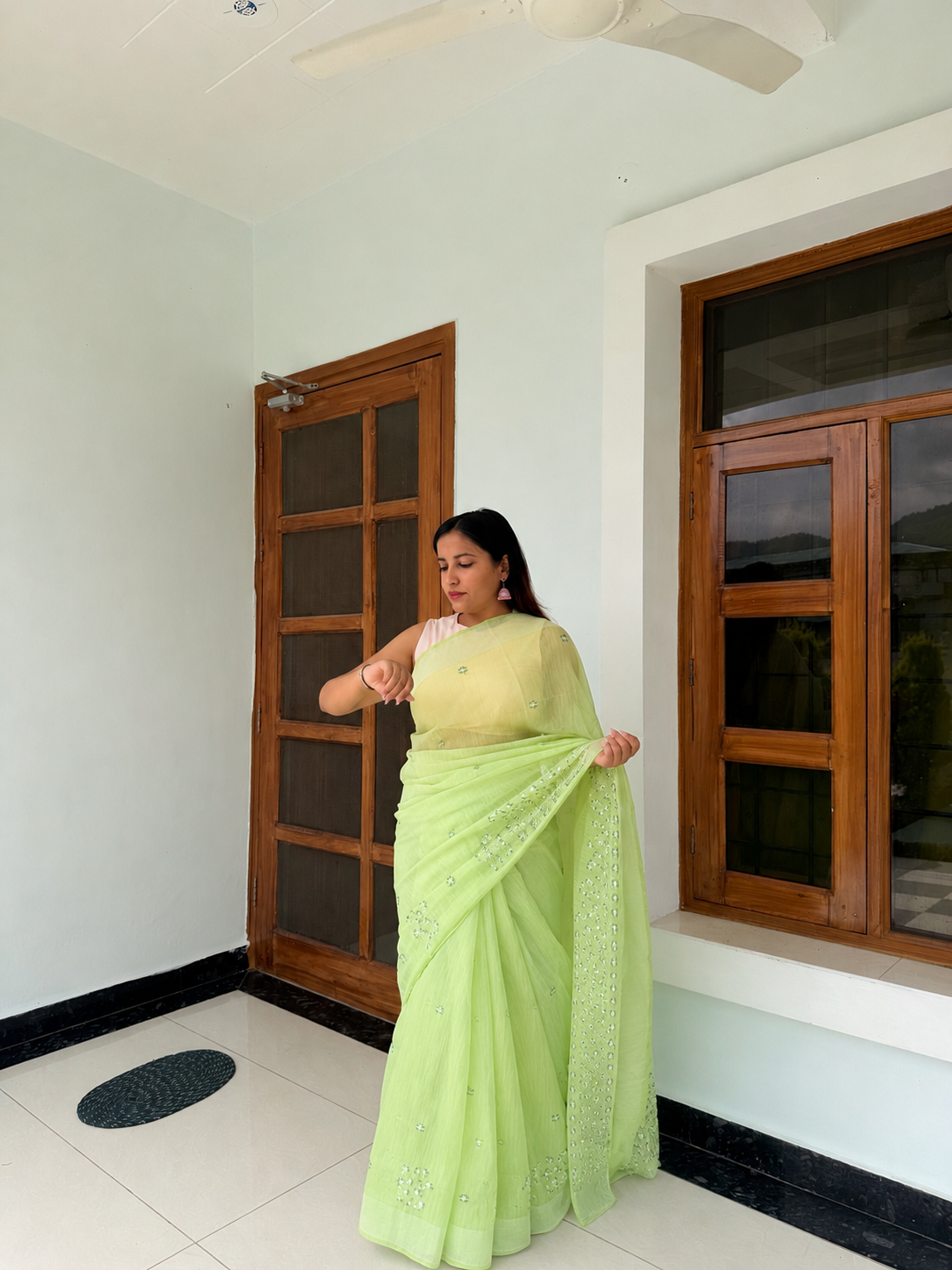 Peach cotton linen-touch saree