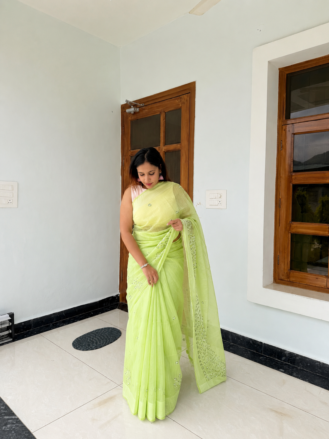 Green cotton linen-touch saree