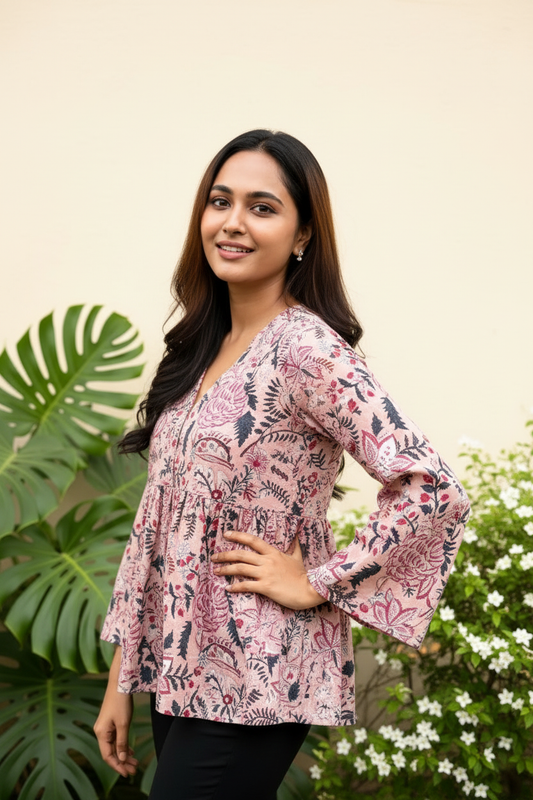 Bright Mauve Pose 2